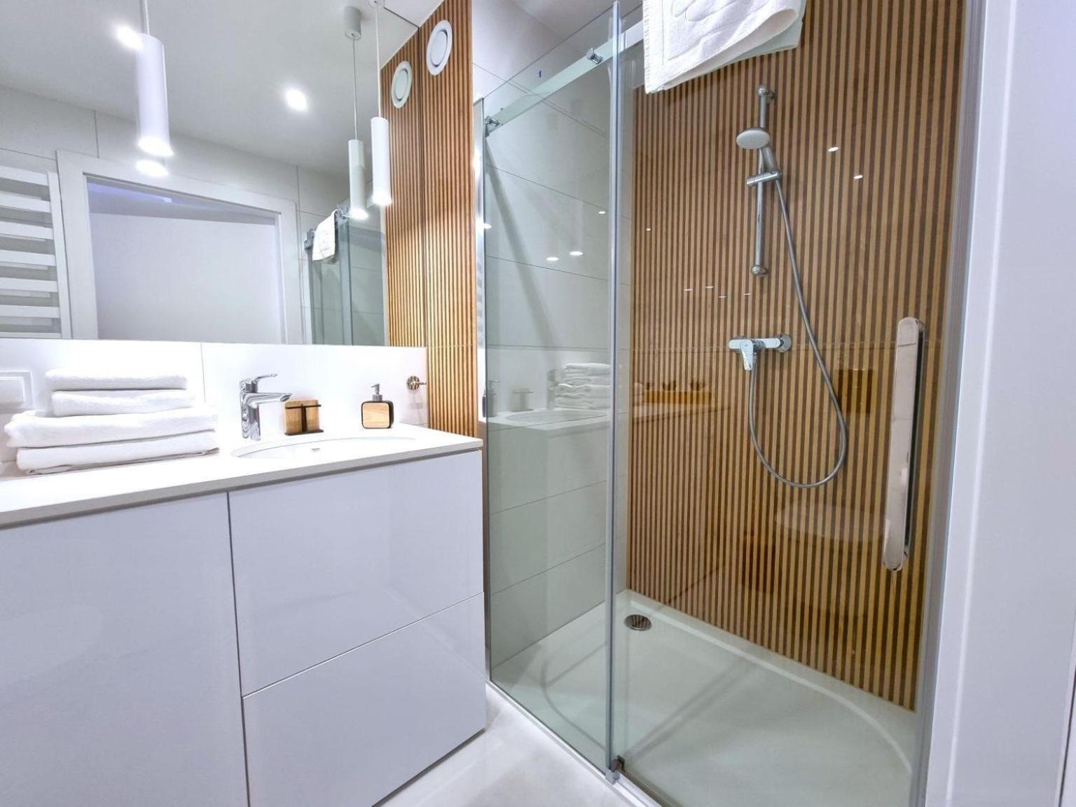 Horyzont Apartamenty - Apartamenty Westin House Sauna, Basen I Silownia โควอบเซก ภายนอก รูปภาพ